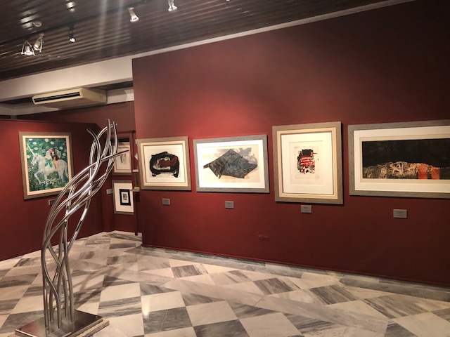 Δελτίο Τύπου - Εικαστική Παρουσίαση : “ Η ΣΥΓΧΡΟΝΗ ΤΕΧΝΗ ΣΥΝΑΝΤΑ  ΤΗΝ ΝΑΙΦ ΤΕΧΝΗ ΣΤΗΝ ΥΔΡΑ  “  Press Release - ‘CONTEMPORARY ART MEETS NAÏVE ART IN HYDRA’